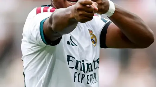 A pedido de Mourinho, Endrick permanecerá no Real Madrid - Imagem