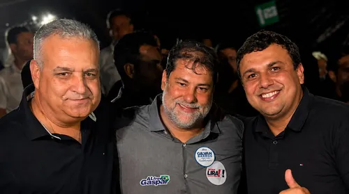 Aliado de Lira, prefeito declara apoio a Alfredo Gaspar ao Senado - Imagem