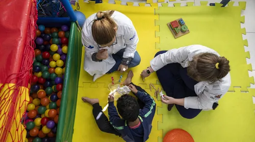 Clínicas de Maceió fraudavam terapias de autismo e faturavam R$ 40 mil por paciente - Imagem