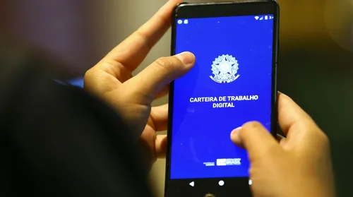 Desemprego recua e fica em  5,4% no segundo trimestre - Imagem