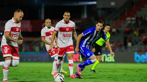 Em boa fase, CRB enfrenta Avaí fora de casa pela Série B - Imagem
