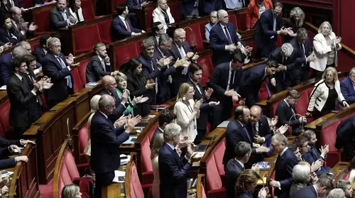 França aprova eutanásia para pacientes com doenças incuráveis - Imagem