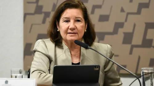 Governo dos EUA cancela visto de embaixadora do Brasil - Imagem