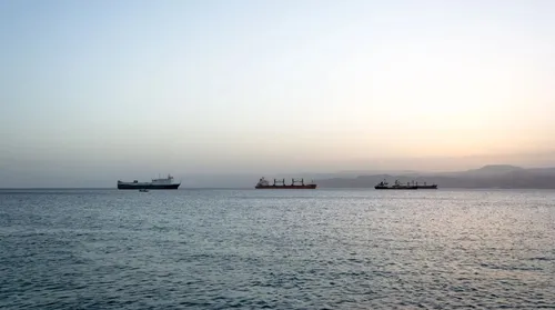 Irã orienta grupo Houthi a fechar rota do Mar Vermelho - Imagem