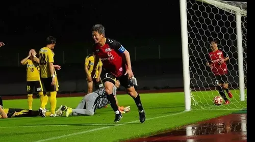 Jogador do CRB nos anos 80, Kazu marca aos 59 anos de idade - Imagem