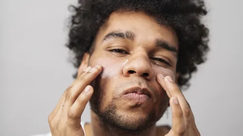 Mais do que estética: a pele também fala sobre a saúde do homem - Imagem