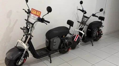 Motocicletas elétricas alugadas de forma irregular na orla da Pajuçara são apreendidas - Imagem