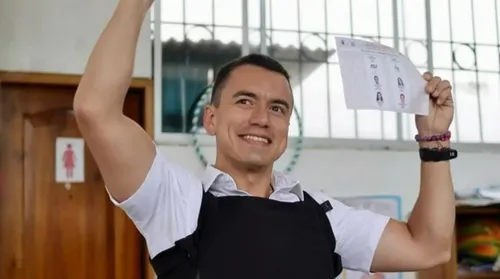 Noboa oficializa plano nacional contra o crime organizado - Imagem