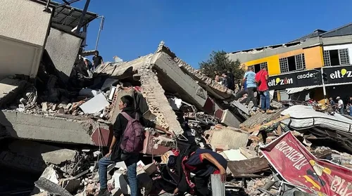 Terremoto de magnitude 7,4 atinge a Colômbia e deixa mais de 100 mortos - Imagem