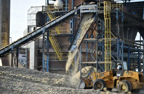 Açúcar domina as exportações alagoanas em agosto, com 85,3% do total enviado ao exterior, diz ministério