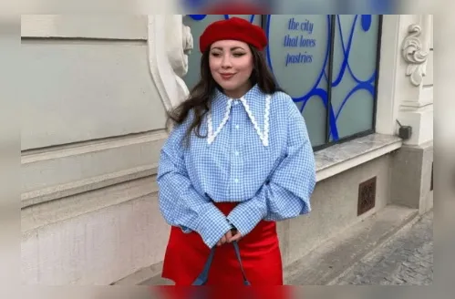 Azul e vermelho dominam produções e retomam força no color blocking