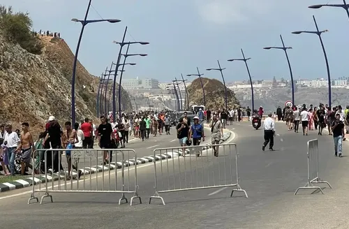 Espanha reforça fronteira após onda de imigrantes em Ceuta