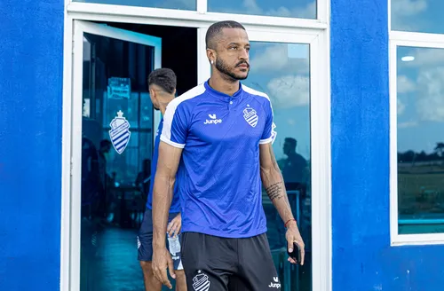 Já em Minas, CSA fará treino final para jogo com Uberlândia