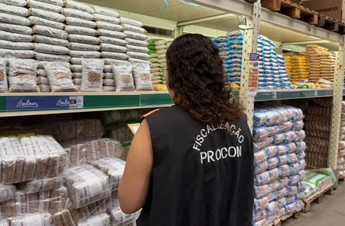 Procon: preço da cesta básica vendida em Maceió registra variação de até 64%