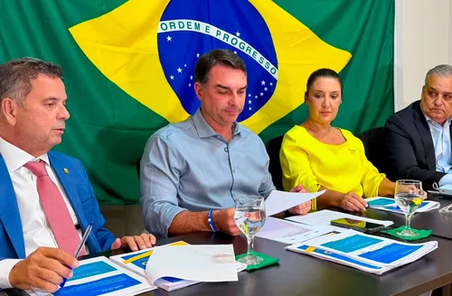 Segurança pública é destaque em plano de governo de Flávio e Gaspar