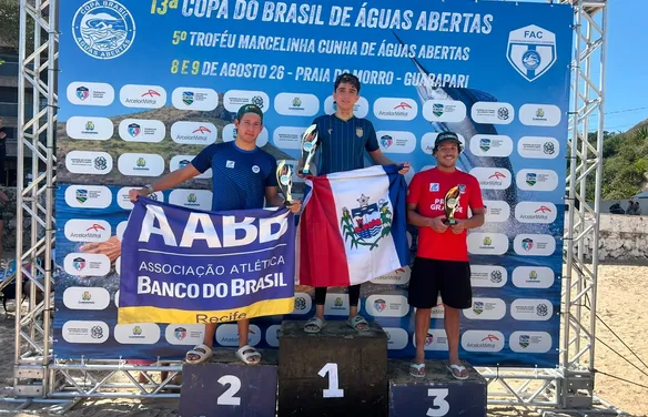 Natação: Felipe Knowles conquista ouro na Copa Brasil
