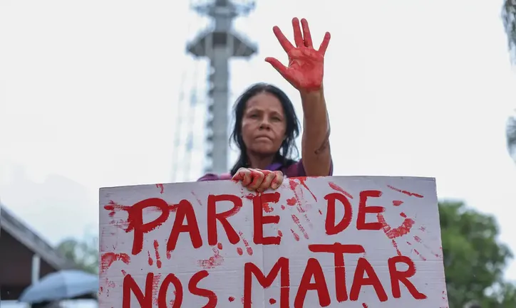 No recorte racial, mulheres negras são maioria na base geral