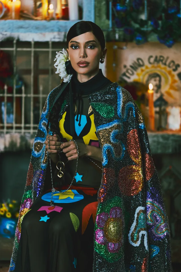 Faixa exalta fé ao homenagear orixá e os trabalhadores brasileiros, diz Anitta