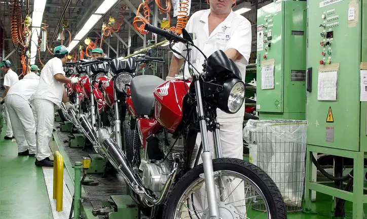 As vendas de veículos novos no ano foram puxadas pelas motos
