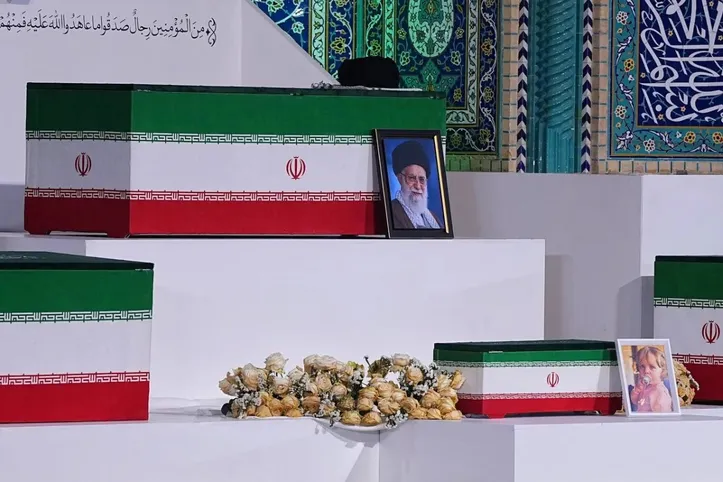 Imagem ilustrativa da imagem Ali Khamenei é sepultado após seis dias de funeral