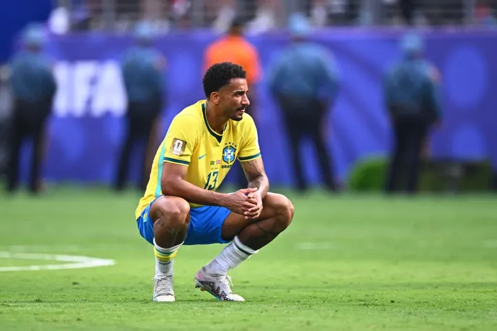 Danilo, único atleta da Seleção Brasileira que viajou no avião fretado pela CBF para voltar ao Brasil
