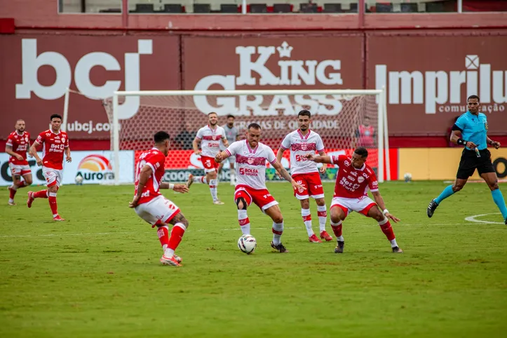 Alvirrubros buscam a vitória no início do returno da Série B