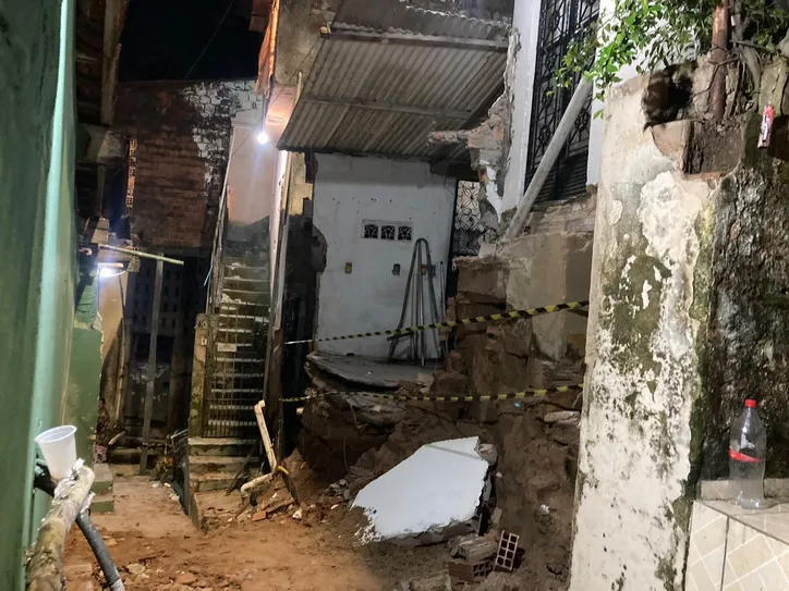 Imagem ilustrativa da imagem Desabamentos em Maceió deixam imóveis interditados e famílias desabrigadas