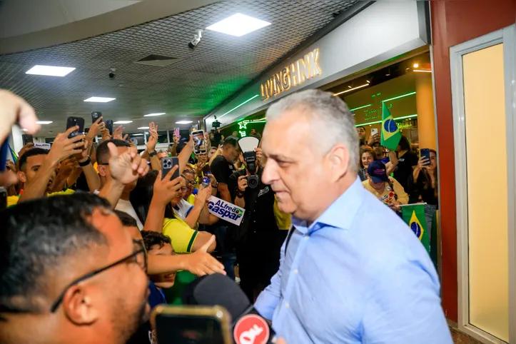Alfredo retornou ontem de Brasília após ter seu nome confirmado para ser vice de Flávio Bolsonaro