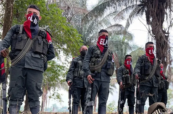 Imagem ilustrativa da imagem Exército resgata 39 pessoas sequestradas por guerrilha