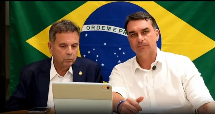 Marinho e Flávio Bolsonaro anunciaram como ficará o palanque presidencial em Alagoas