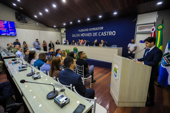 Gerônimo Barbosa tomou posse ontem como vereador por Maceió