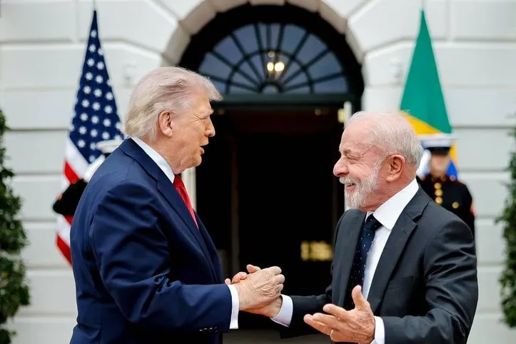 Os presidentes Trump e Lula durante recente encontro na Casa Branca