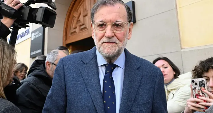 Ex-primeiro-ministro espanhol, Mariano Rajoy fez comentário de teor racista e xenofóbico