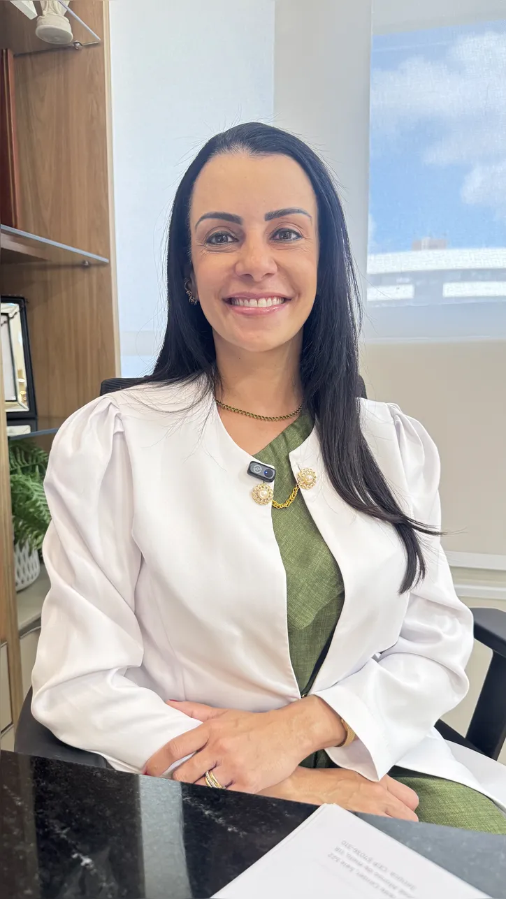 Dermatologista Cecília Pugliese fala sobre a importância dos cuidados com a pele