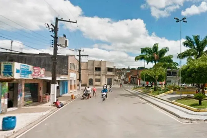 Executivo municipal deve dizer as medidas adotadas ou planejadas para conter o avanço da doença na cidade