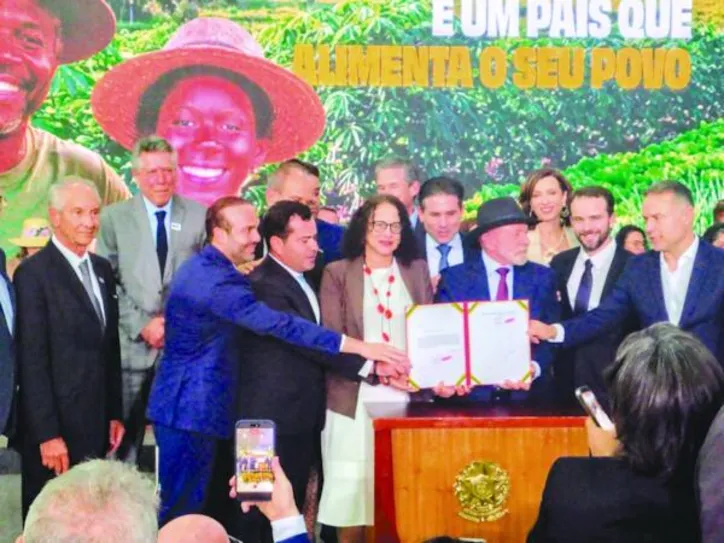 Assinada pelo presidente Lula, subvenção determina o pagamento de R$ 12 por tonelada de cana produzida pelo fornecedor