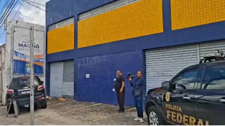 Polícia Federal cumpriu ontem mandados de busca e apreensão no Instituto de Previdência dos Servidores de Maceió
