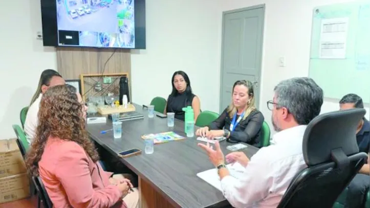 A agricultura familiar ganha força com o PNAE, gerando renda para quem produz e levando alimentos frescos e de qualidade aos estudantes da rede pública