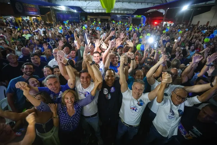 Imagem ilustrativa da imagem Renan Filho e JHC intensificam agendas no interior do Estado antes das convenções

no interior do Estado antes das convenções