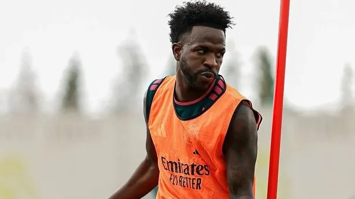 Vinícius Júnior participa da pré-temporada pelo Real Madrid