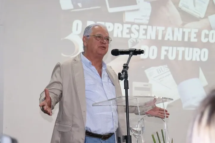 Diretor-presidente da Carajás Home Center, ÁLVARO MENDONÇA, grande liderança empresarial do País, soma novas conquistas à frente do grupo, um dos maiores do setor de materiais de construção, com operações em vários estados do Nordeste