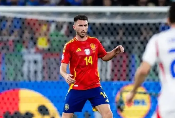 Zagueiro titular da Espanha, Aymeric Laporte em ação pela seleção espanhola em 2025