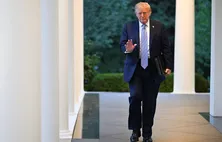 Trump bane da Casa Branca imprensa crítica ao governo