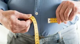 Entenda por que a barriga do homem costuma aparecer depois dos 40