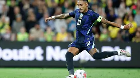 Raphinha é cortado da Seleção após sentir desconforto muscular