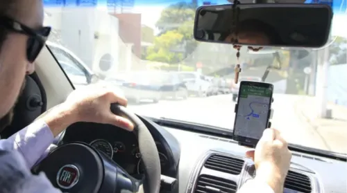 AL ganha 10 mil trabalhadores em atividades com veículos automotores em um ano - Imagem