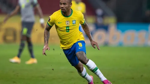 Gabriel Jesus chega à Espanha para assinar com o Barcelona - Imagem