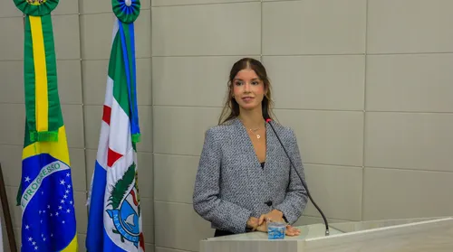 Ginasta Duda Arakaki é homenageada em Maceió - Imagem