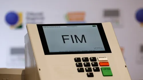 Lula e Flávio Bolsonaro escolhem estado de São Paulo para último ato de campanha no 1º turno - Imagem
