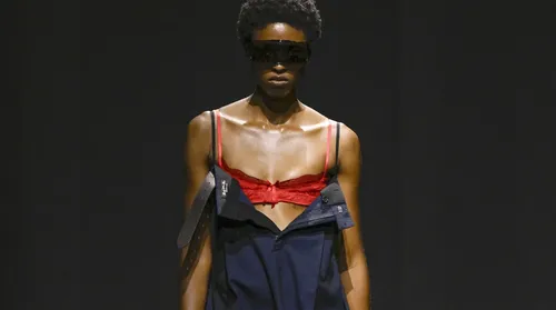 Novo top: sutiã celebra a liberdade feminina - Imagem